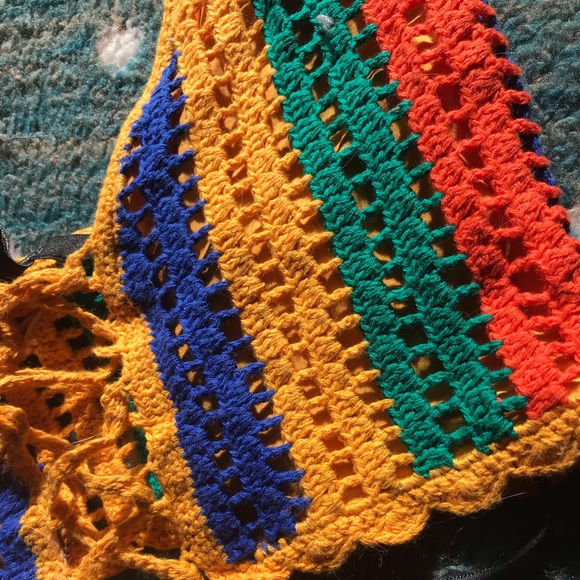 Multi colored knitted crop top - Picture 2 of 3
